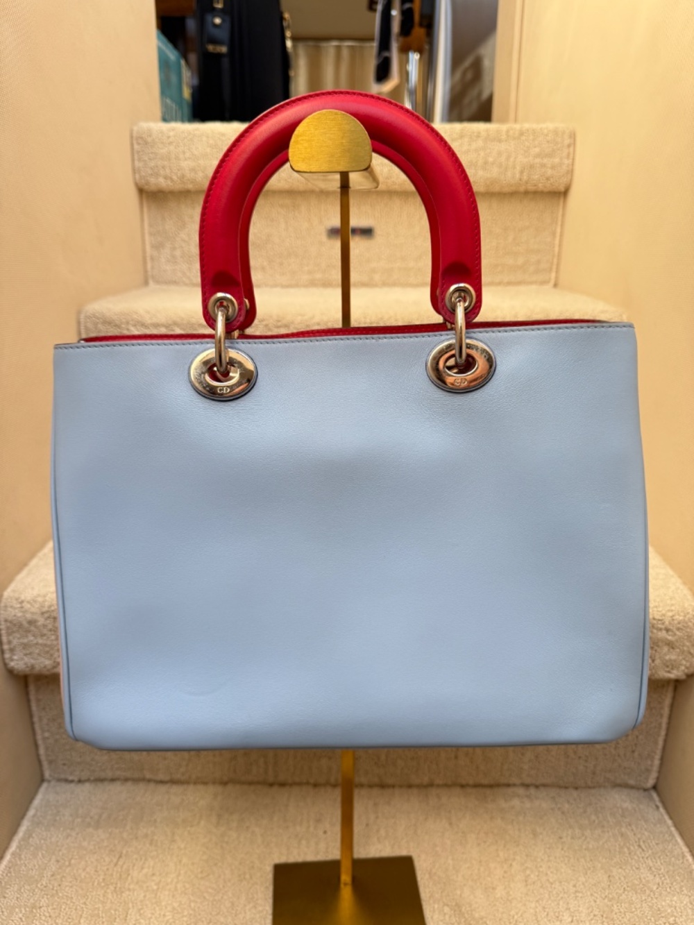 Christian Dior Smooth Calfskin Large Diorissimo Tote Tri-Color - Picture 2 of 10